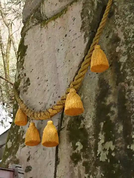 石割神社の自然