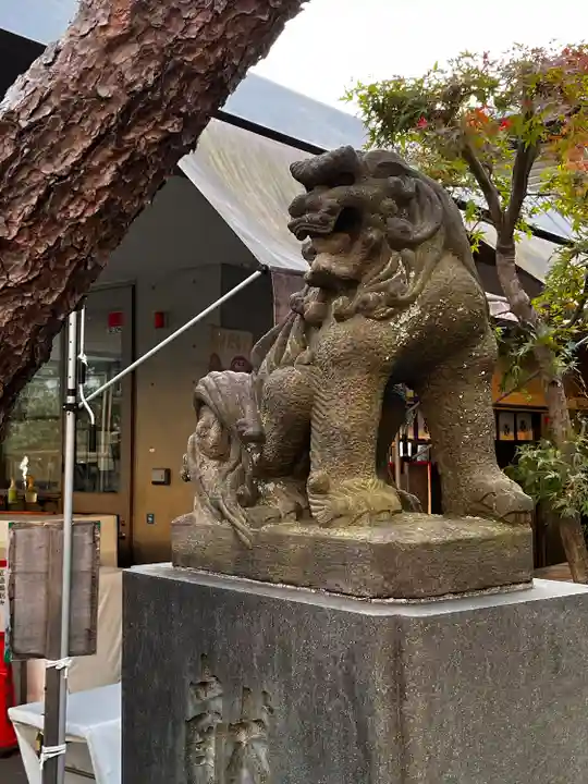 鳩森八幡神社の狛犬