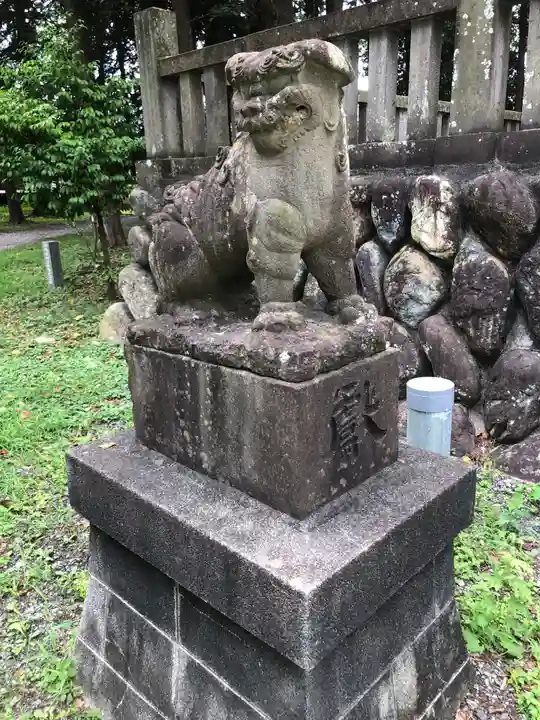 愛宕神社の狛犬