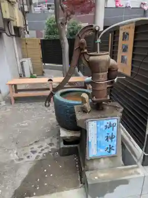 くまくま神社(導きの社 熊野町熊野神社)(東京都)