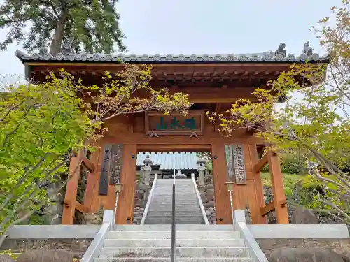 金剛寺の山門