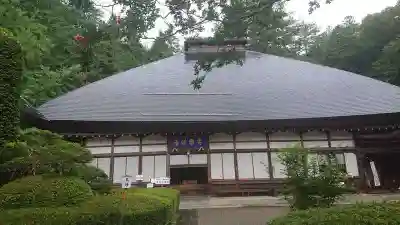 安楽寺の本殿・本堂