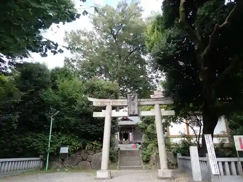 青渭神社の鳥居