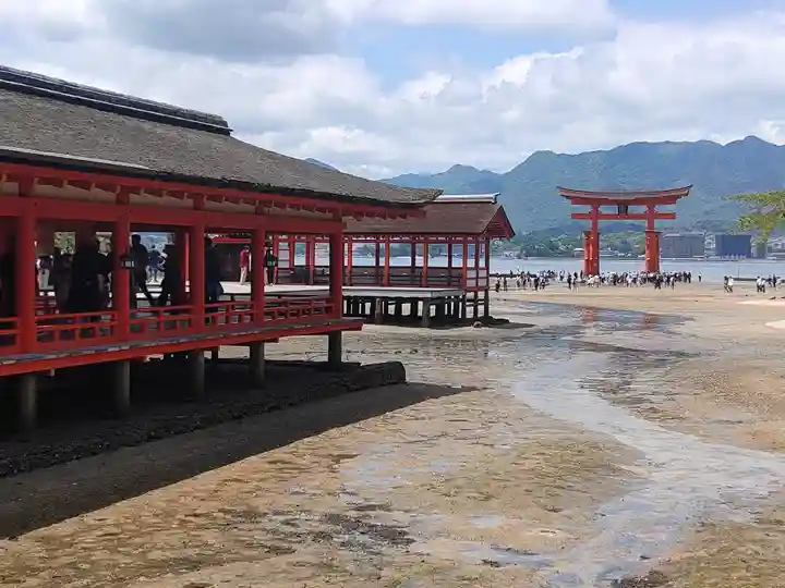 厳島神社(広島県)