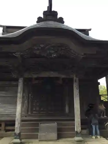 宝珠山 立石寺の本殿・本堂