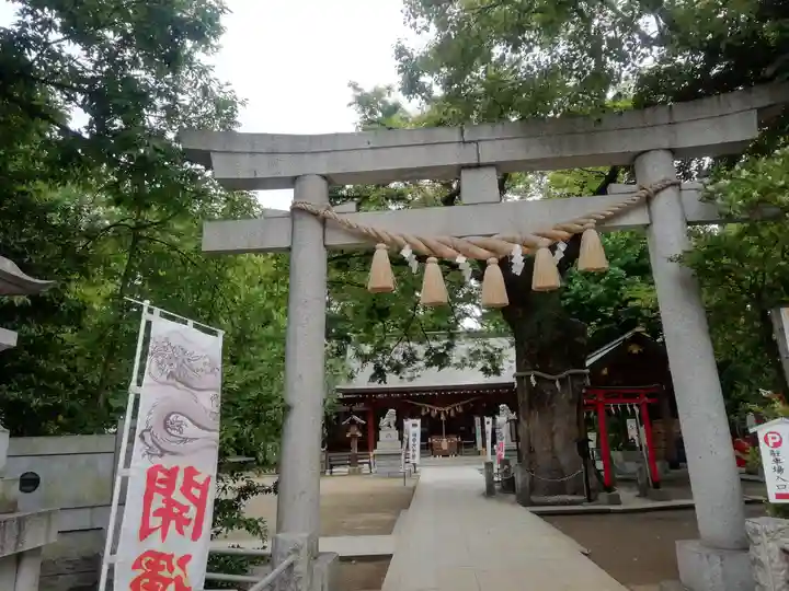 新田神社の鳥居