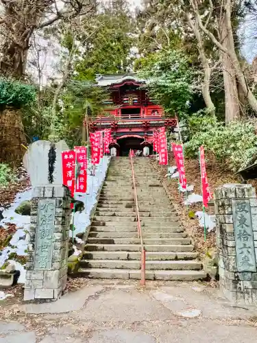 水澤寺(水澤観世音)の{uncategorized: "未分類", other: "その他", undefined: "問題あり", building: "その他建物", grave: "お墓", sacred_gate: "鳥居", guardian: "狛犬", statue: "像", buddha: "仏像", history: "歴史", nature: "自然", garden: "庭園", animal: "動物", pagoda: "塔", temizu: "手水舎", mountain_gate: "山門・神門", sanctuary: "本殿・本堂", subordinate: "末社・摂社", art: "芸術", scenery: "景色", jizo: "地蔵", ema: "絵馬", goshuin: "御朱印", omikuji: "おみくじ", items: "授与品その他", amulet: "お守り", goshuincho: "御朱印帳", eats: "食事", festival: "お祭り", votive_dance: "神楽", shichigosan: "七五三参", wedding: "結婚式", experience: "体験その他", initially: "初詣", around: "周辺", anti_infection: "感染症対策"}