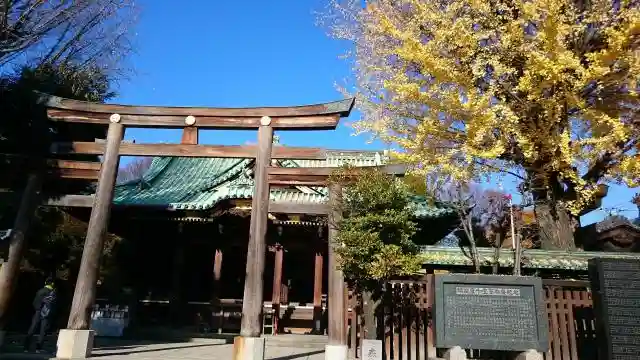 三輪里稲荷神社の鳥居