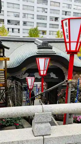 湯島天満宮の山門・神門