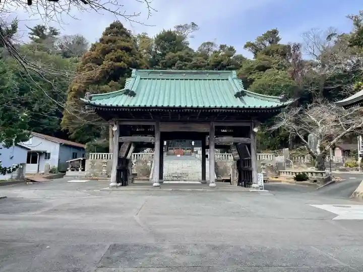 下田八幡神社の{uncategorized: "未分類", other: "その他", undefined: "問題あり", building: "その他建物", grave: "お墓", sacred_gate: "鳥居", guardian: "狛犬", statue: "像", buddha: "仏像", history: "歴史", nature: "自然", garden: "庭園", animal: "動物", pagoda: "塔", temizu: "手水舎", mountain_gate: "山門・神門", sanctuary: "本殿・本堂", subordinate: "末社・摂社", art: "芸術", scenery: "景色", jizo: "地蔵", ema: "絵馬", goshuin: "御朱印", omikuji: "おみくじ", items: "授与品その他", amulet: "お守り", goshuincho: "御朱印帳", eats: "食事", festival: "お祭り", votive_dance: "神楽", shichigosan: "七五三参", wedding: "結婚式", experience: "体験その他", initially: "初詣", around: "周辺", anti_infection: "感染症対策"}