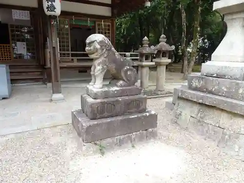 野々宮神社の狛犬