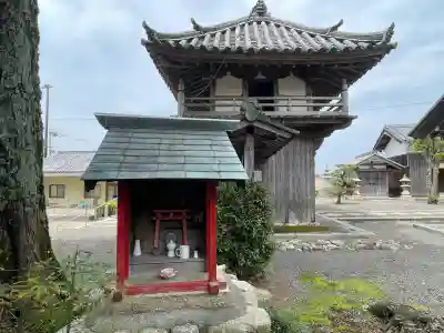 地安寺の{uncategorized: "未分類", other: "その他", undefined: "問題あり", building: "その他建物", grave: "お墓", sacred_gate: "鳥居", guardian: "狛犬", statue: "像", buddha: "仏像", history: "歴史", nature: "自然", garden: "庭園", animal: "動物", pagoda: "塔", temizu: "手水舎", mountain_gate: "山門・神門", sanctuary: "本殿・本堂", subordinate: "末社・摂社", art: "芸術", scenery: "景色", jizo: "地蔵", ema: "絵馬", goshuin: "御朱印", omikuji: "おみくじ", items: "授与品その他", amulet: "お守り", goshuincho: "御朱印帳", eats: "食事", festival: "お祭り", votive_dance: "神楽", shichigosan: "七五三参", wedding: "結婚式", experience: "体験その他", initially: "初詣", around: "周辺", anti_infection: "感染症対策"}