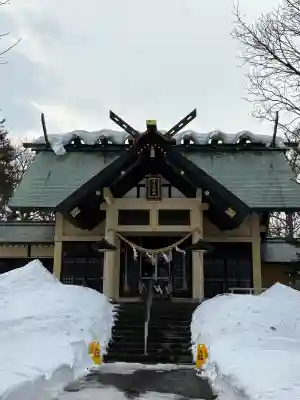 月寒神社の{uncategorized: "未分類", other: "その他", undefined: "問題あり", building: "その他建物", grave: "お墓", sacred_gate: "鳥居", guardian: "狛犬", statue: "像", buddha: "仏像", history: "歴史", nature: "自然", garden: "庭園", animal: "動物", pagoda: "塔", temizu: "手水舎", mountain_gate: "山門・神門", sanctuary: "本殿・本堂", subordinate: "末社・摂社", art: "芸術", scenery: "景色", jizo: "地蔵", ema: "絵馬", goshuin: "御朱印", omikuji: "おみくじ", items: "授与品その他", amulet: "お守り", goshuincho: "御朱印帳", eats: "食事", festival: "お祭り", votive_dance: "神楽", shichigosan: "七五三参", wedding: "結婚式", experience: "体験その他", initially: "初詣", around: "周辺", anti_infection: "感染症対策"}