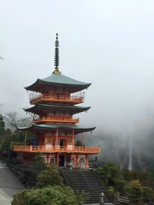 青岸渡寺のその他建物