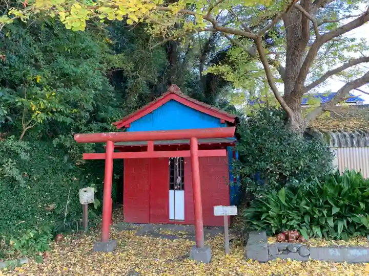 屋敷稲荷の本殿・本堂