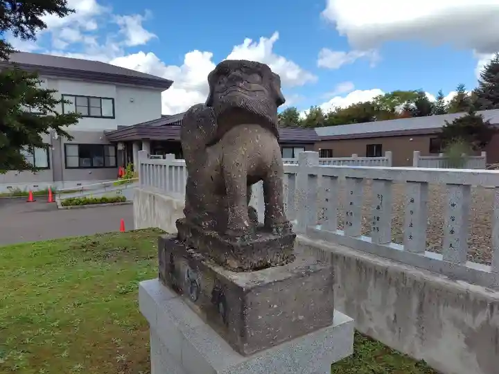 美瑛神社の狛犬
