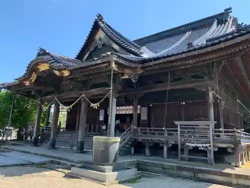 高岡関野神社の本殿・本堂