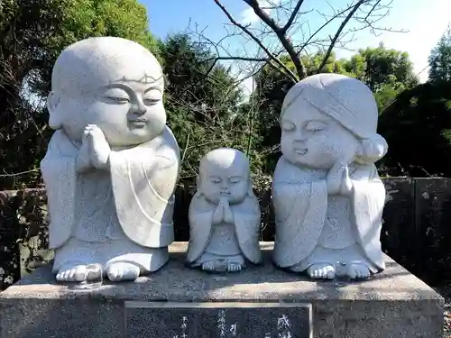 今山大師寺の像