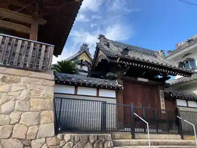 常宣寺の山門・神門