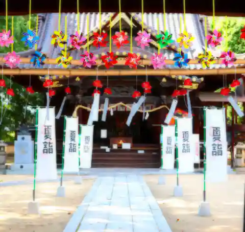 三津厳島神社の山門