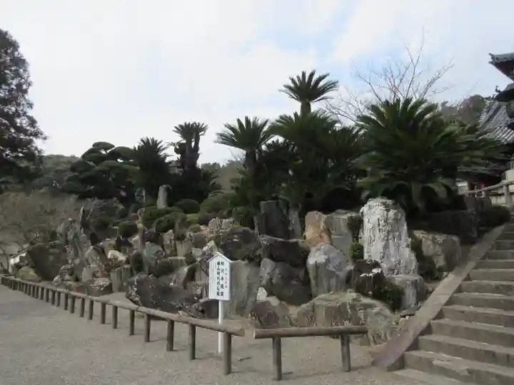 粉河寺の庭園