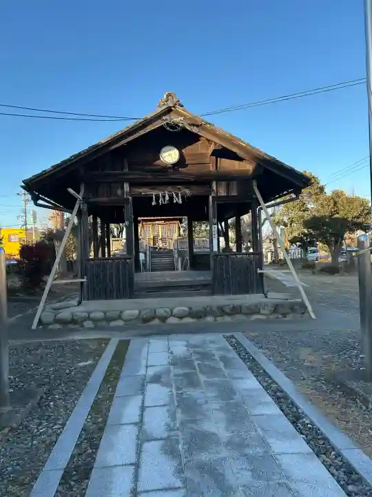 神明神社の{uncategorized: "未分類", other: "その他", undefined: "問題あり", building: "その他建物", grave: "お墓", sacred_gate: "鳥居", guardian: "狛犬", statue: "像", buddha: "仏像", history: "歴史", nature: "自然", garden: "庭園", animal: "動物", pagoda: "塔", temizu: "手水舎", mountain_gate: "山門・神門", sanctuary: "本殿・本堂", subordinate: "末社・摂社", art: "芸術", scenery: "景色", jizo: "地蔵", ema: "絵馬", goshuin: "御朱印", omikuji: "おみくじ", items: "授与品その他", amulet: "お守り", goshuincho: "御朱印帳", eats: "食事", festival: "お祭り", votive_dance: "神楽", shichigosan: "七五三参", wedding: "結婚式", experience: "体験その他", initially: "初詣", around: "周辺", anti_infection: "感染症対策"}