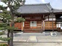 麟慶寺の本殿