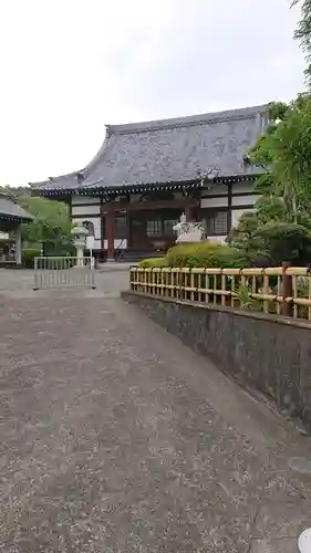 宝蔵寺の本殿・本堂