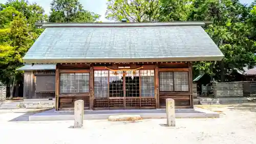 入見神社の本殿