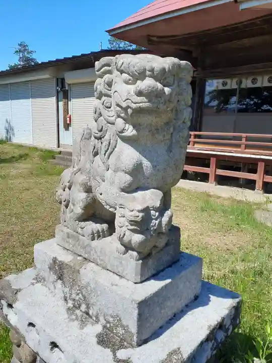 止々井神社の狛犬