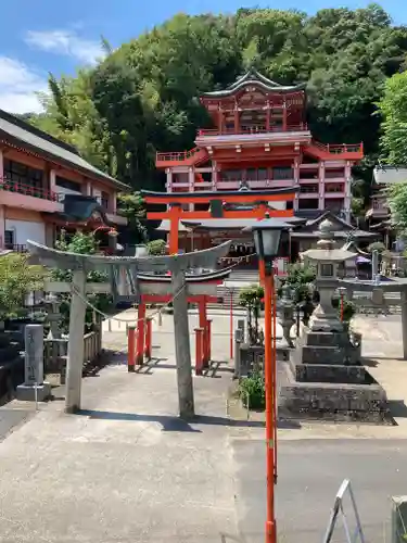 草戸稲荷神社の鳥居