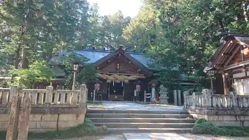 大宮熱田神社の本殿