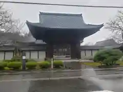 毫攝寺の山門