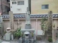 持明院の仏像
