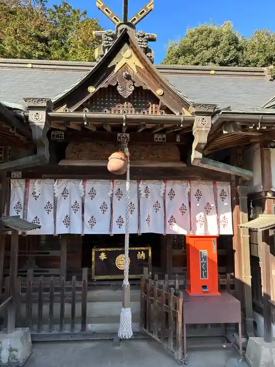 白蛇辨財天の本殿・本堂