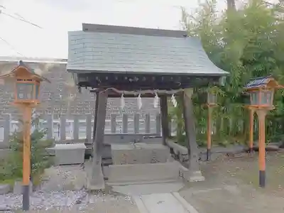 鼻川神社の手水舎