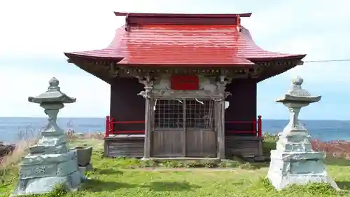 美谷稲荷神社の本殿