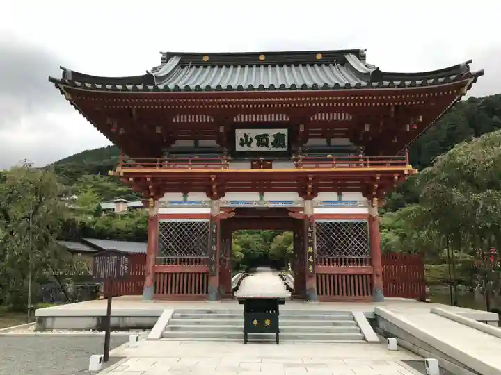 勝尾寺の山門・神門