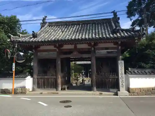 穴太寺の山門・神門