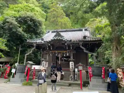 八雲神社（鎌倉・大町）の{uncategorized: "未分類", other: "その他", undefined: "問題あり", building: "その他建物", grave: "お墓", sacred_gate: "鳥居", guardian: "狛犬", statue: "像", buddha: "仏像", history: "歴史", nature: "自然", garden: "庭園", animal: "動物", pagoda: "塔", temizu: "手水舎", mountain_gate: "山門・神門", sanctuary: "本殿・本堂", subordinate: "末社・摂社", art: "芸術", scenery: "景色", jizo: "地蔵", ema: "絵馬", goshuin: "御朱印", omikuji: "おみくじ", items: "授与品その他", amulet: "お守り", goshuincho: "御朱印帳", eats: "食事", festival: "お祭り", votive_dance: "神楽", shichigosan: "七五三参", wedding: "結婚式", experience: "体験その他", initially: "初詣", around: "周辺", anti_infection: "感染症対策"}
