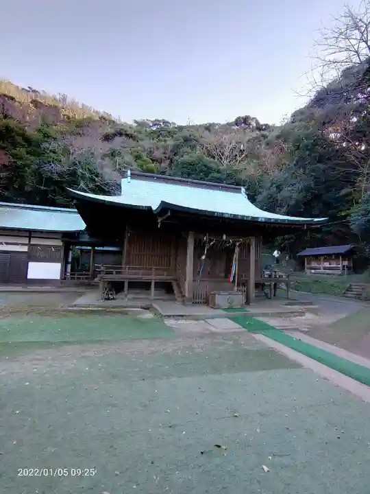 洲崎神社の本殿・本堂