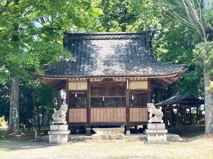 日吉神社の本殿・本堂