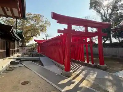 吹揚稲荷神社の{uncategorized: "未分類", other: "その他", undefined: "問題あり", building: "その他建物", grave: "お墓", sacred_gate: "鳥居", guardian: "狛犬", statue: "像", buddha: "仏像", history: "歴史", nature: "自然", garden: "庭園", animal: "動物", pagoda: "塔", temizu: "手水舎", mountain_gate: "山門・神門", sanctuary: "本殿・本堂", subordinate: "末社・摂社", art: "芸術", scenery: "景色", jizo: "地蔵", ema: "絵馬", goshuin: "御朱印", omikuji: "おみくじ", items: "授与品その他", amulet: "お守り", goshuincho: "御朱印帳", eats: "食事", festival: "お祭り", votive_dance: "神楽", shichigosan: "七五三参", wedding: "結婚式", experience: "体験その他", initially: "初詣", around: "周辺", anti_infection: "感染症対策"}