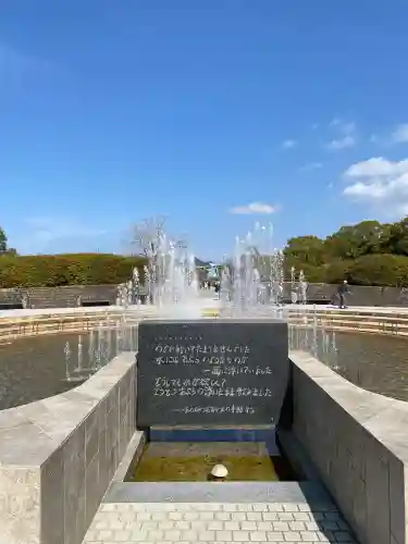 鎮西大社諏訪神社の{uncategorized: "未分類", other: "その他", undefined: "問題あり", building: "その他建物", grave: "お墓", sacred_gate: "鳥居", guardian: "狛犬", statue: "像", buddha: "仏像", history: "歴史", nature: "自然", garden: "庭園", animal: "動物", pagoda: "塔", temizu: "手水舎", mountain_gate: "山門・神門", sanctuary: "本殿・本堂", subordinate: "末社・摂社", art: "芸術", scenery: "景色", jizo: "地蔵", ema: "絵馬", goshuin: "御朱印", omikuji: "おみくじ", items: "授与品その他", amulet: "お守り", goshuincho: "御朱印帳", eats: "食事", festival: "お祭り", votive_dance: "神楽", shichigosan: "七五三参", wedding: "結婚式", experience: "体験その他", initially: "初詣", around: "周辺", anti_infection: "感染症対策"}