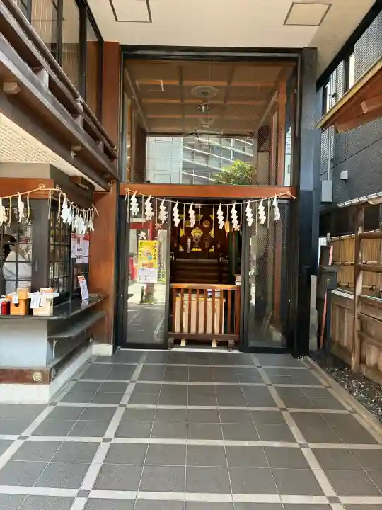 松島神社の{uncategorized: "未分類", other: "その他", undefined: "問題あり", building: "その他建物", grave: "お墓", sacred_gate: "鳥居", guardian: "狛犬", statue: "像", buddha: "仏像", history: "歴史", nature: "自然", garden: "庭園", animal: "動物", pagoda: "塔", temizu: "手水舎", mountain_gate: "山門・神門", sanctuary: "本殿・本堂", subordinate: "末社・摂社", art: "芸術", scenery: "景色", jizo: "地蔵", ema: "絵馬", goshuin: "御朱印", omikuji: "おみくじ", items: "授与品その他", amulet: "お守り", goshuincho: "御朱印帳", eats: "食事", festival: "お祭り", votive_dance: "神楽", shichigosan: "七五三参", wedding: "結婚式", experience: "体験その他", initially: "初詣", around: "周辺", anti_infection: "感染症対策"}