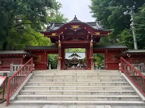 秩父神社の山門・神門