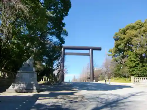 靖國神社の鳥居