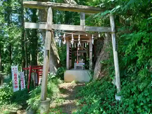 上之臺稲荷神社の鳥居