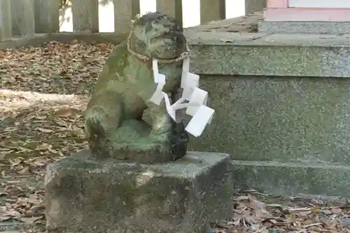 燕神社の狛犬