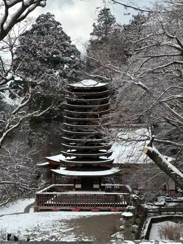 談山神社の{uncategorized: "未分類", other: "その他", undefined: "問題あり", building: "その他建物", grave: "お墓", sacred_gate: "鳥居", guardian: "狛犬", statue: "像", buddha: "仏像", history: "歴史", nature: "自然", garden: "庭園", animal: "動物", pagoda: "塔", temizu: "手水舎", mountain_gate: "山門・神門", sanctuary: "本殿・本堂", subordinate: "末社・摂社", art: "芸術", scenery: "景色", jizo: "地蔵", ema: "絵馬", goshuin: "御朱印", omikuji: "おみくじ", items: "授与品その他", amulet: "お守り", goshuincho: "御朱印帳", eats: "食事", festival: "お祭り", votive_dance: "神楽", shichigosan: "七五三参", wedding: "結婚式", experience: "体験その他", initially: "初詣", around: "周辺", anti_infection: "感染症対策"}